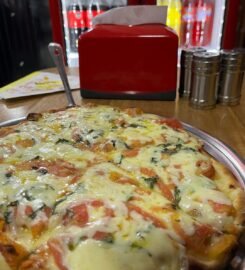 Mana's Pizza